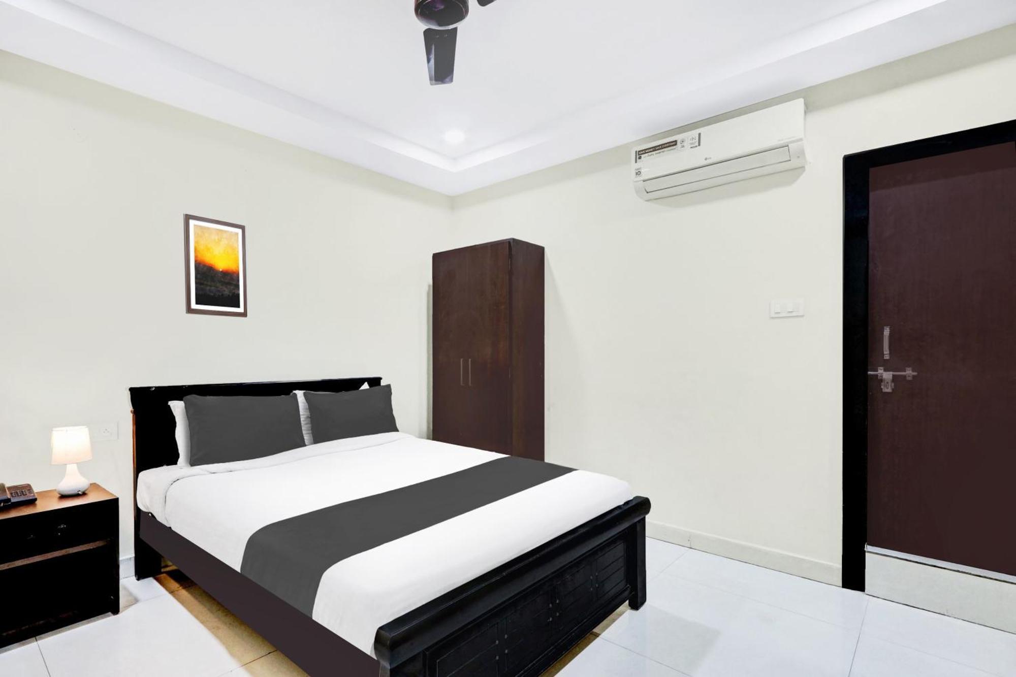 Super Townhouse Daba Garden Road Hotel Visákhapatnam Kültér fotó